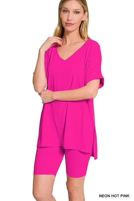 BRUSHED MICROFIBER V-NECK TOP & BIKER SHORTS