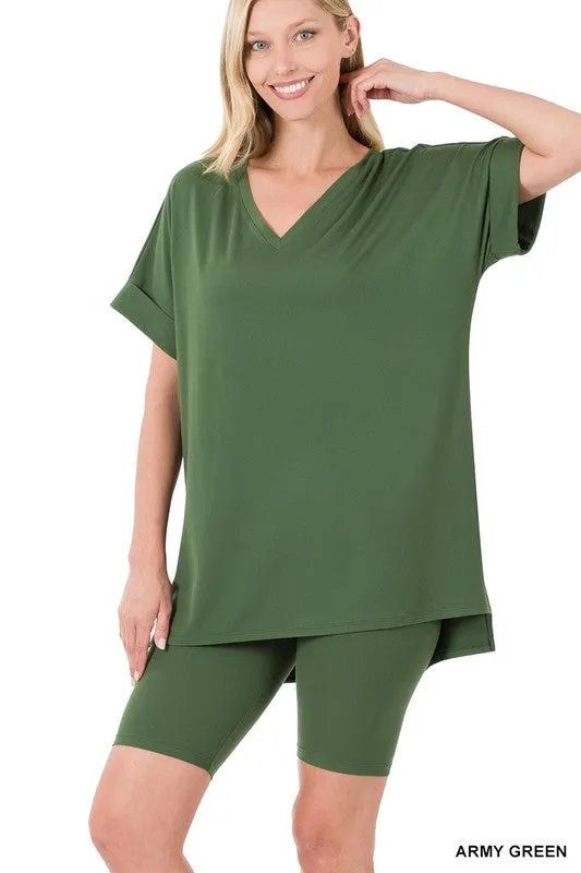BRUSHED MICROFIBER V-NECK TOP & BIKER SHORTS