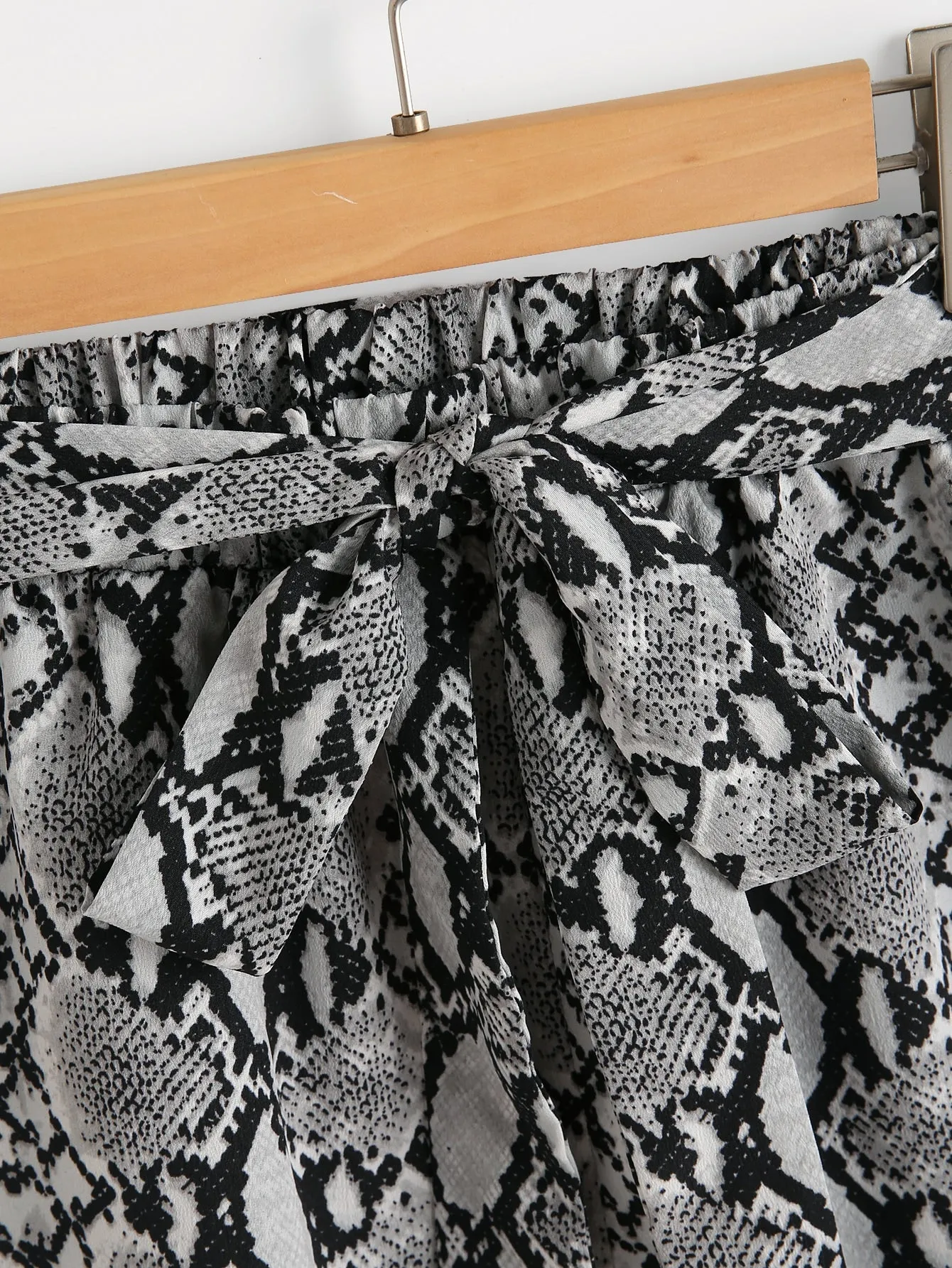 Casual Snakeskin Print Belted High Waist Women Shorts