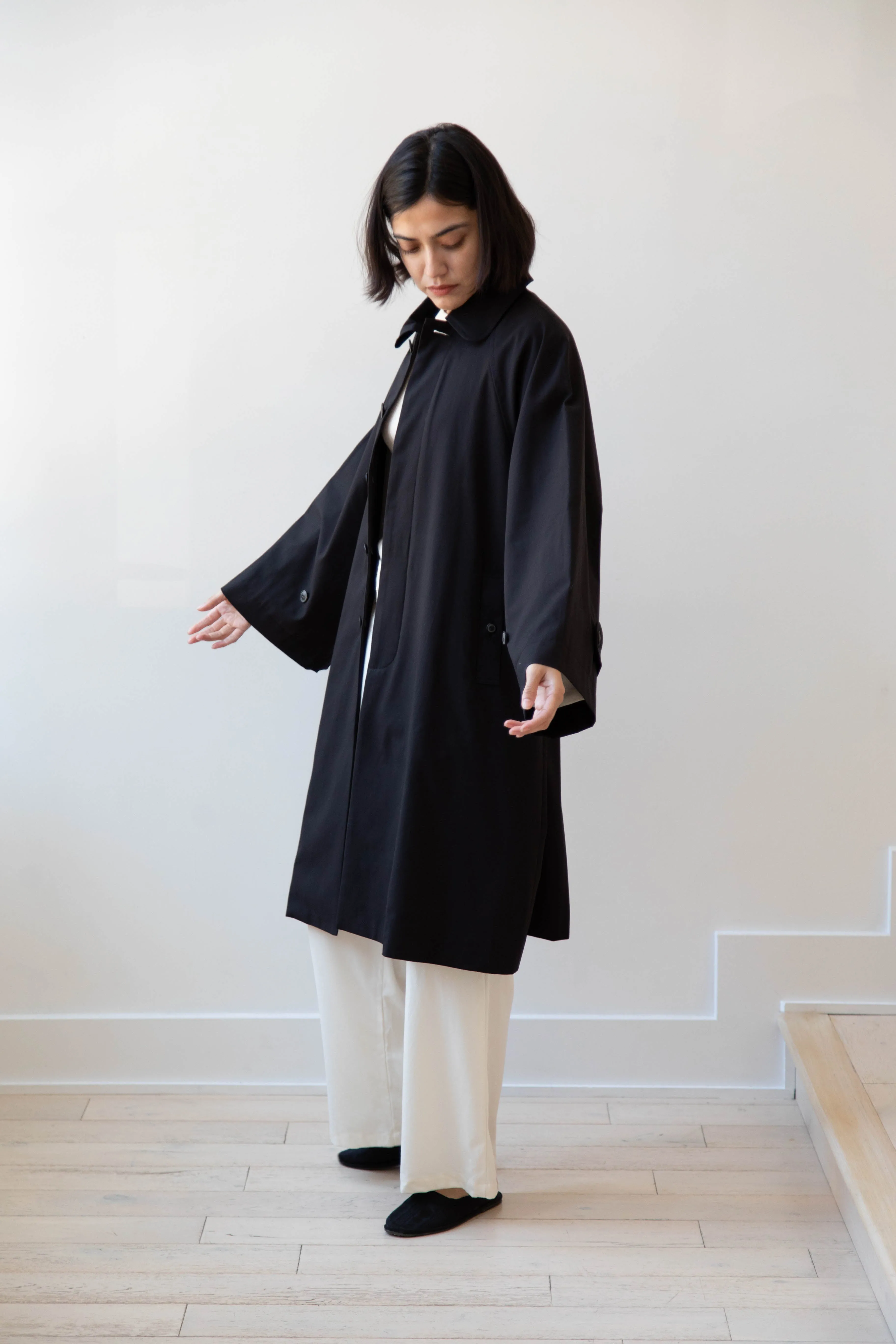 The Last Flower of the Afternoon | Wide Balmacaan in Black