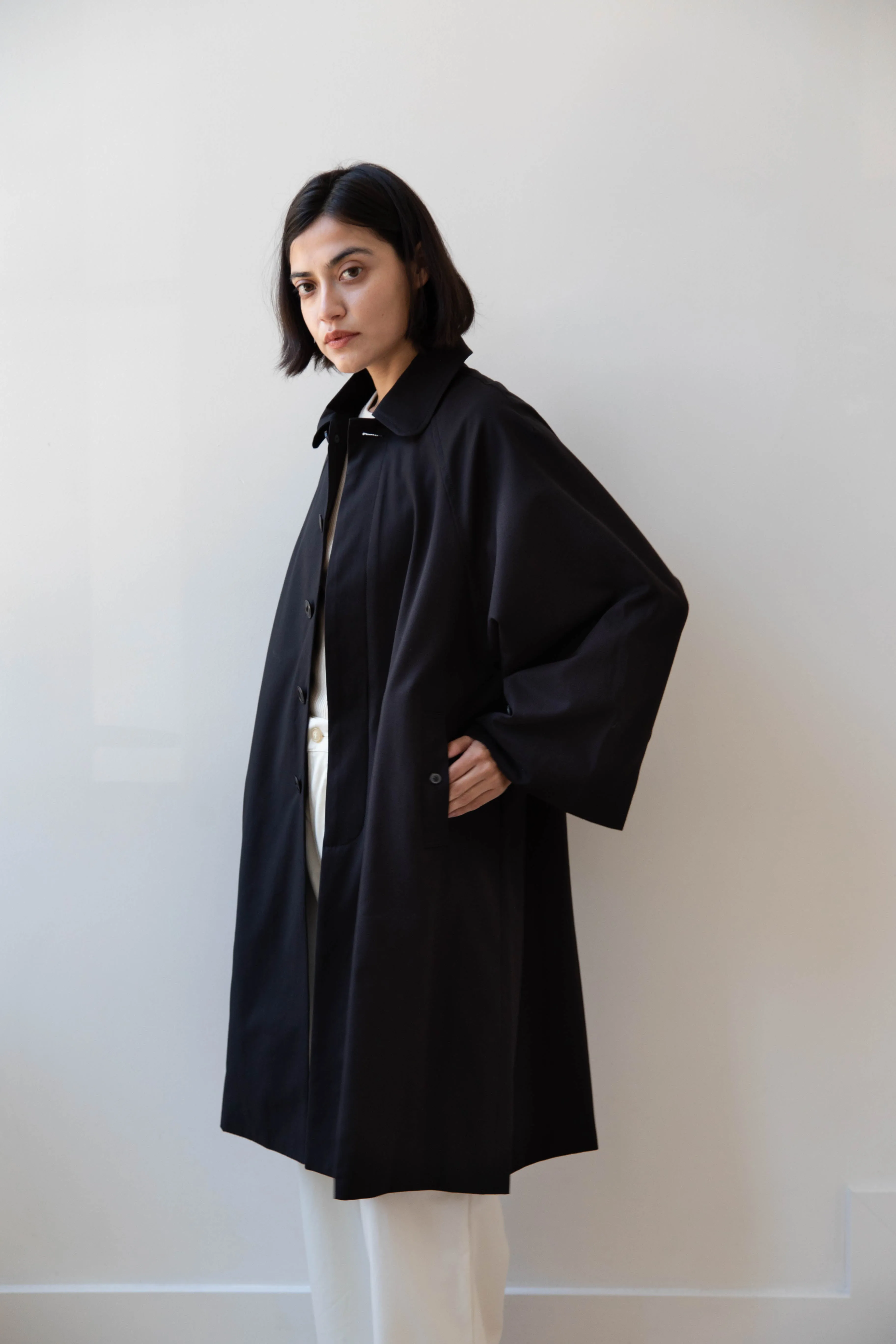 The Last Flower of the Afternoon | Wide Balmacaan in Black