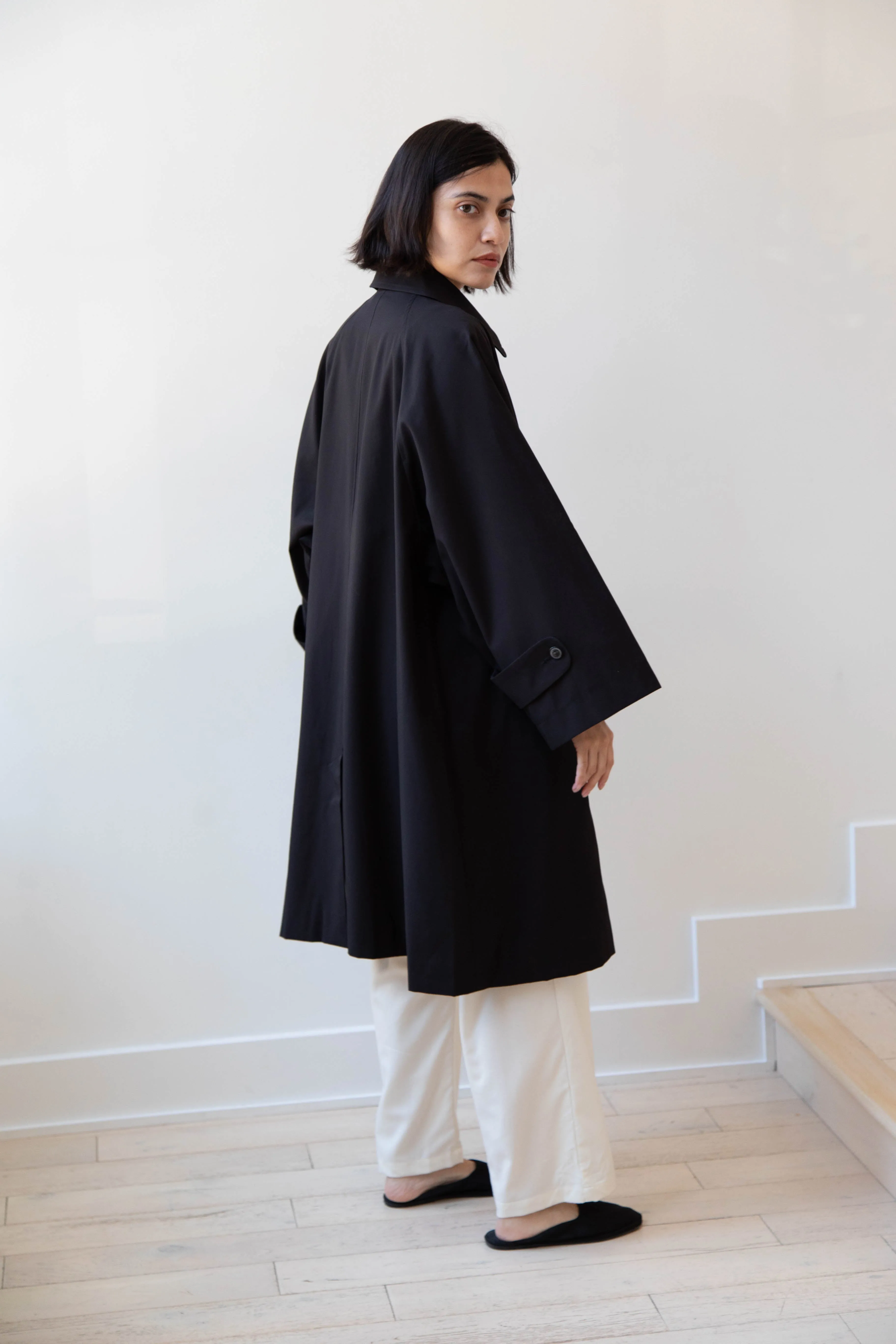 The Last Flower of the Afternoon | Wide Balmacaan in Black