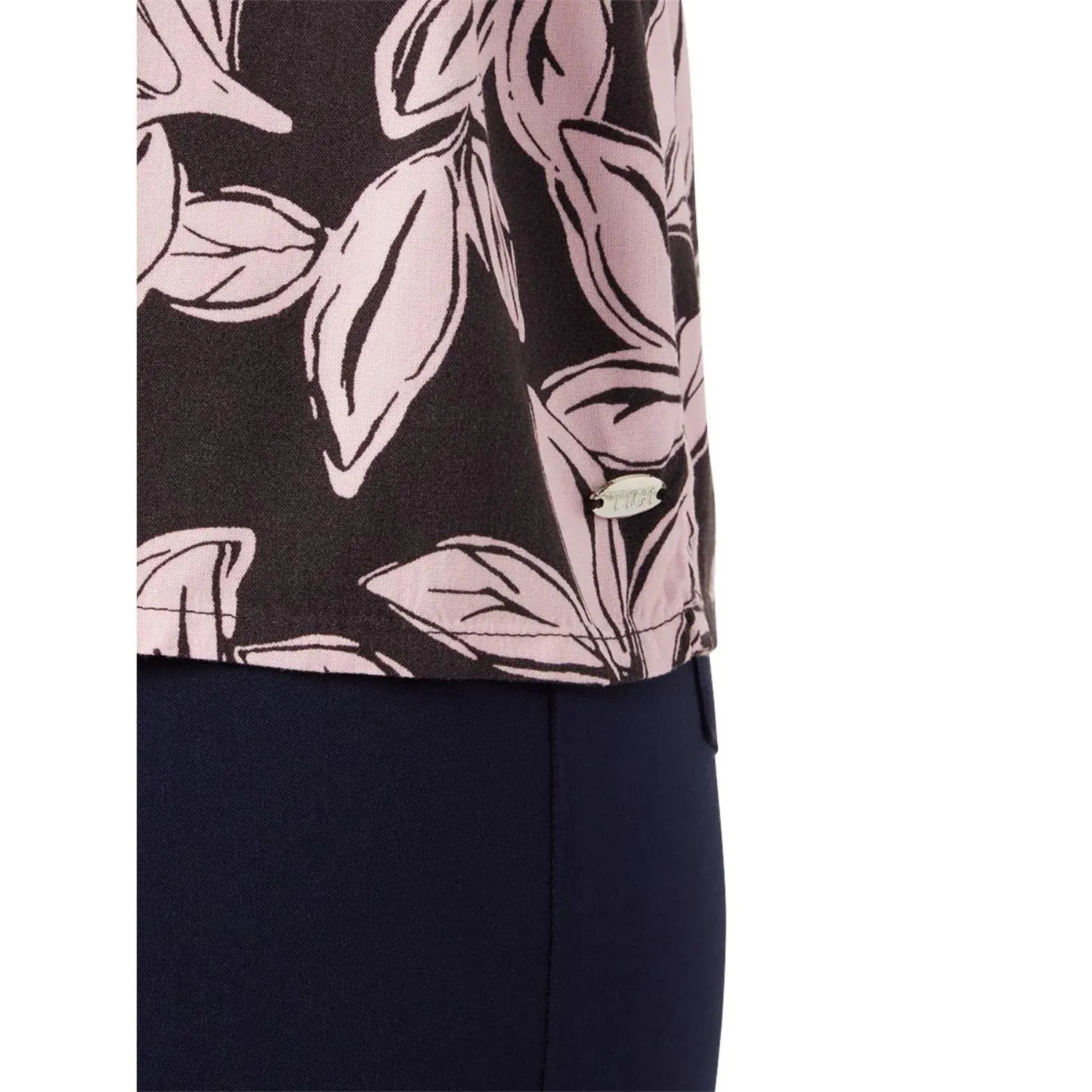 TIGI 14/16 Graphic Leaf Print Notch Neck Shirt